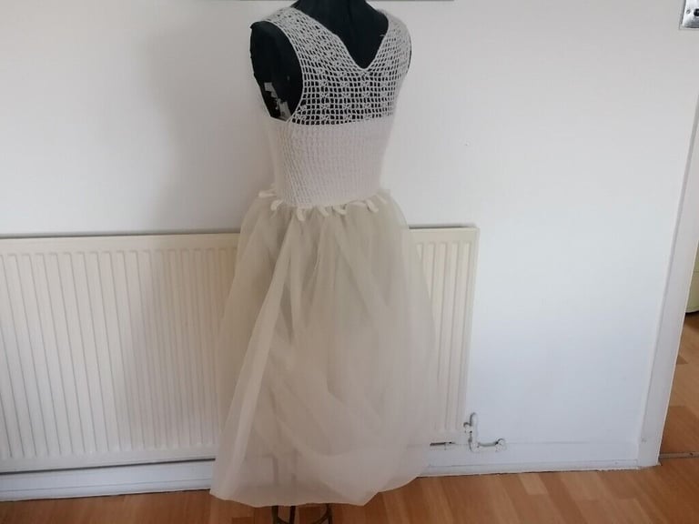 New : Stunning Designer SWAYING KNIT Contrast Tex Cocktail / Party Midi Dress. Size : UK S