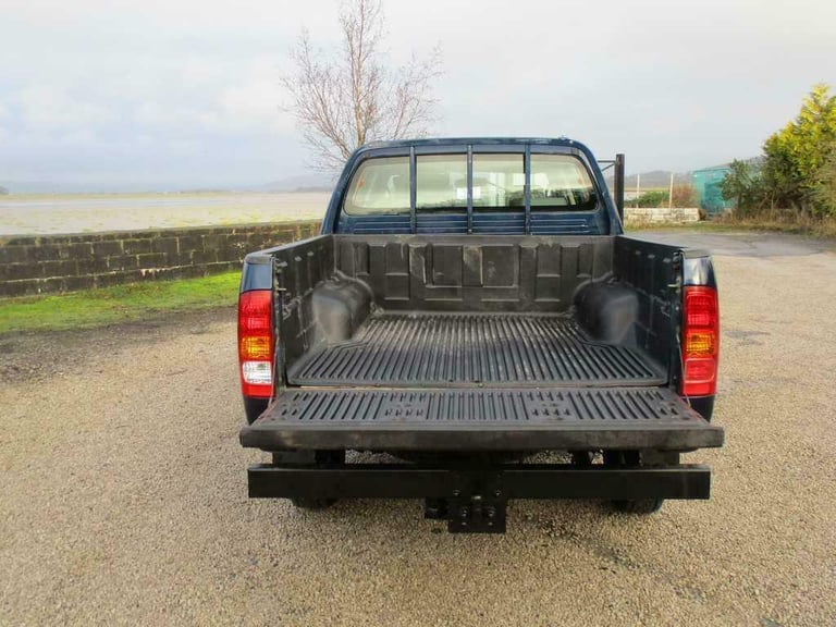 2008 Toyota Hilux 2.5 D-4D 4WD DOUBLE CAB PICK UP. Only 107,000 miles NO VAT