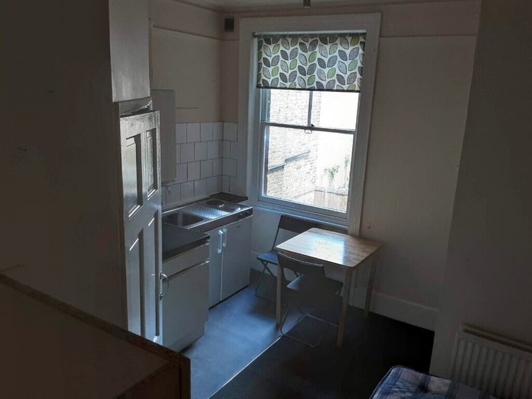 SELF-CONTAINED STUDIO FLAT AVAILABLE IN HACKNEY, E5 9DH