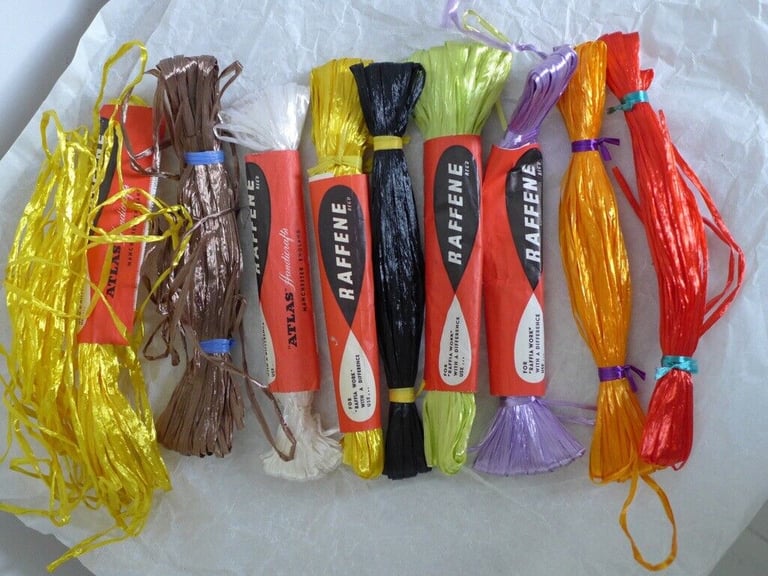 image for Small Job Lot of Raffia Skeins for Handicraft Craft Projects