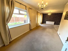 Good condition spacious 6 bedrooms Detached house in Romford -- Company Let Only
