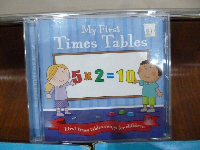 Child's large flask cards and an audio CD of Times Tables 