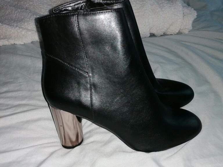 image for Dorethy perkins black boots size uk 8 bnwob 