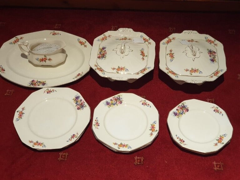 image for Vintage 13 piece Alfred Meakin England Harmony Shape dinner Set plates serving dishes