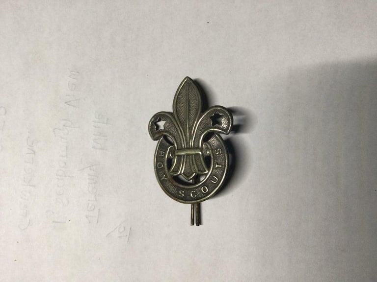 image for Scouts hat badge - old