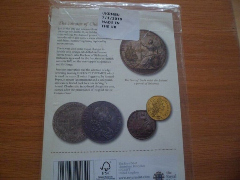 collectors 2010 uncirculted £5 brillant coin