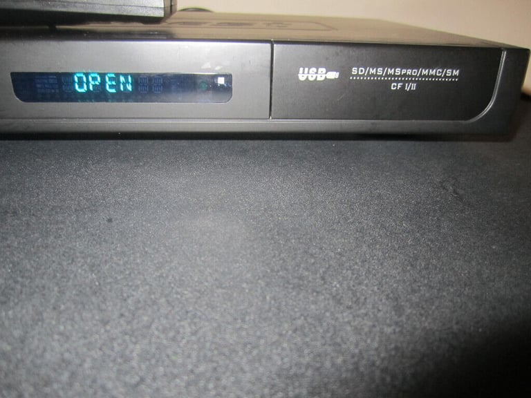 silver crest dvd player kh6519 (DVD PLAYER FAULTY) NO REMOTE CONTROL