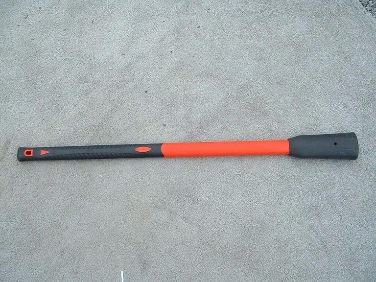 image for 1 x fibreglass pick or matock handle