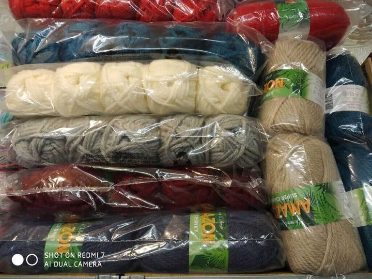 FILO BLU CARINA DOUBLE KNITTING WOOL YARN 5X50G BALLS 10 COLOUR CHOICES NEW