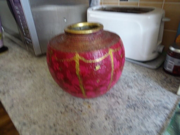  Decorative Pot  - Red/Gold