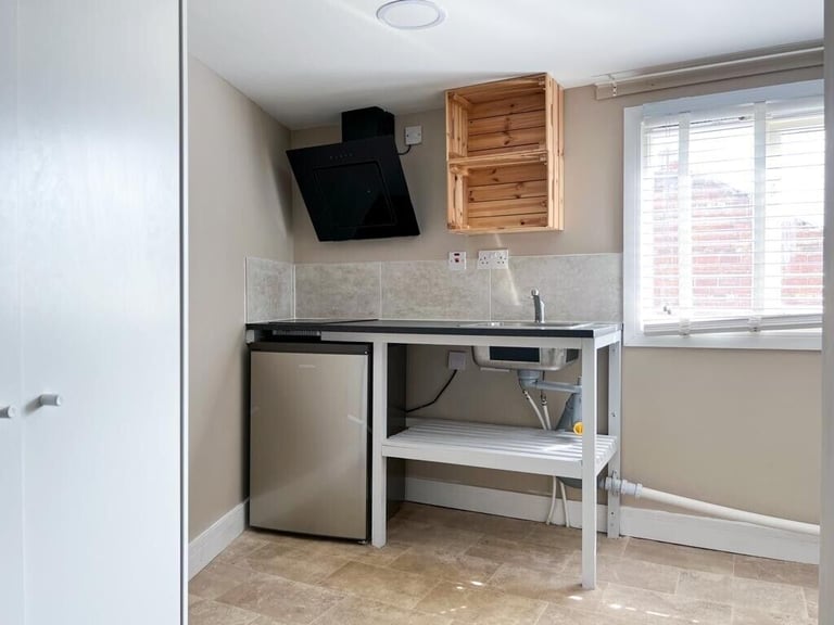 Student/Professionals brand new 2025/2026 Single/Double studios available from £120 per week
