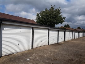 Garage/Parking/Storage: Mounthurst Road, Bromley, BR2 7PQ - GATED SITE