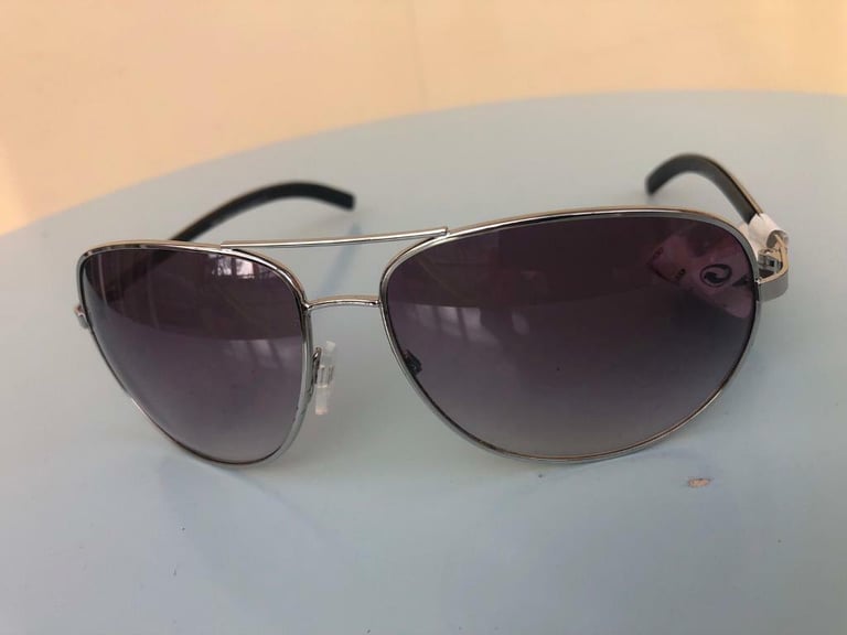 Ladies sunglasses 