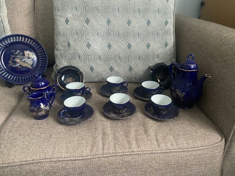 japanees tea set Yashika of Japan 6 cups & saucers, teapot, milk & sugar 