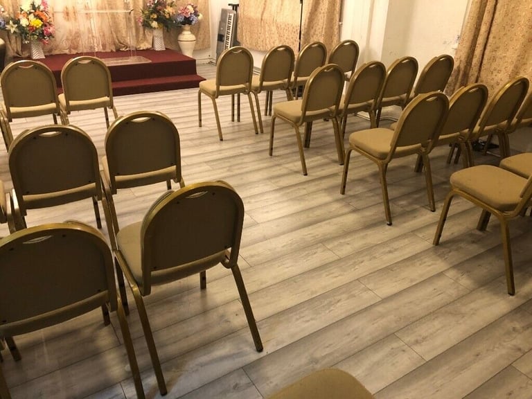 EAST HAM - 50-SEATER D1 HALL TO RENT - KITCHEN AND CHILDREN’S ROOM - 2 SERVICES WEEKLY- 1 ALL-NIGHT