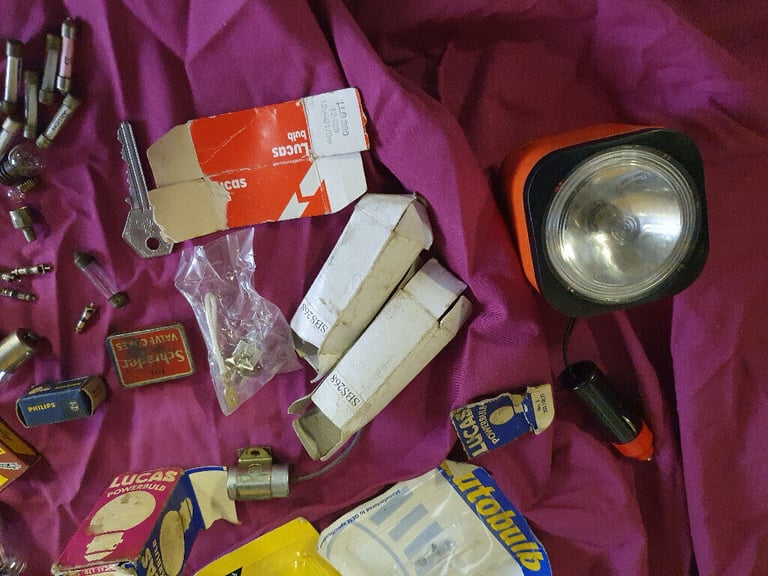 Collection of Car Accessories - Old style bulbs (mostly new/unused), AA bag, RAC Key + many more !