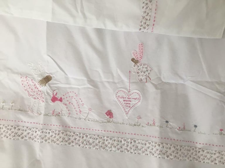 Cot bed quilt cover