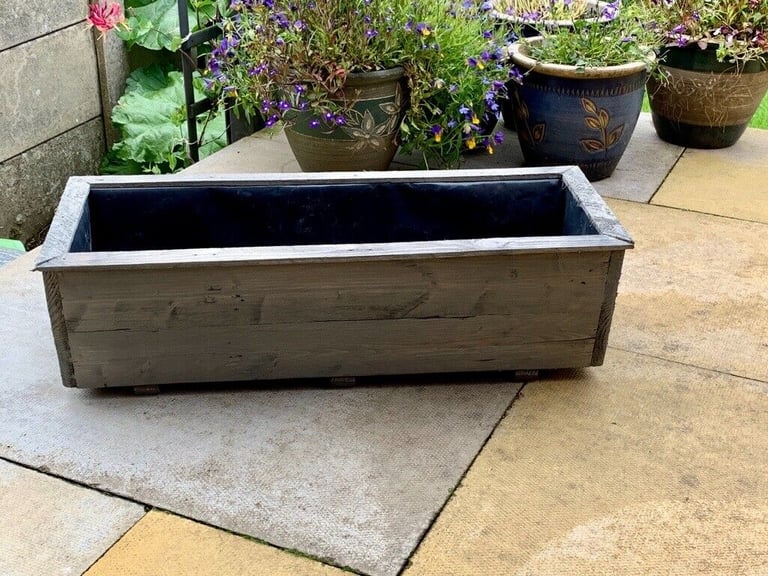 Wooden Window Box Planter for Flowers/Plant or Vegetables 