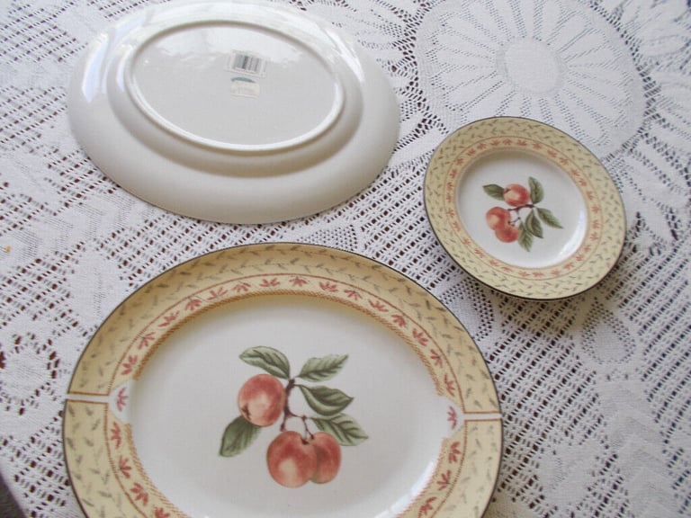image for Johnson Brothers Fruit sampler oval dishes, unused.