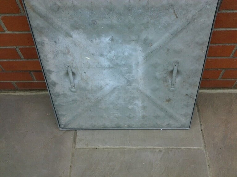 image for manhole cover