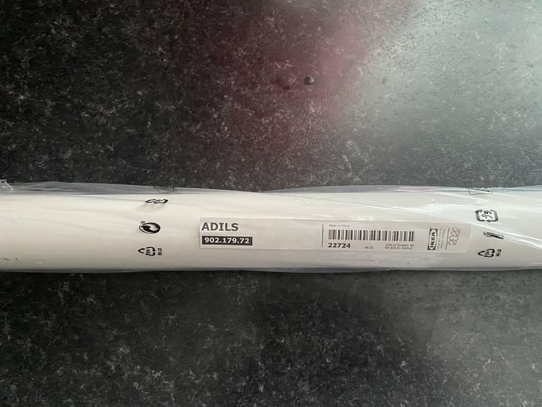 IKEA one white table leg