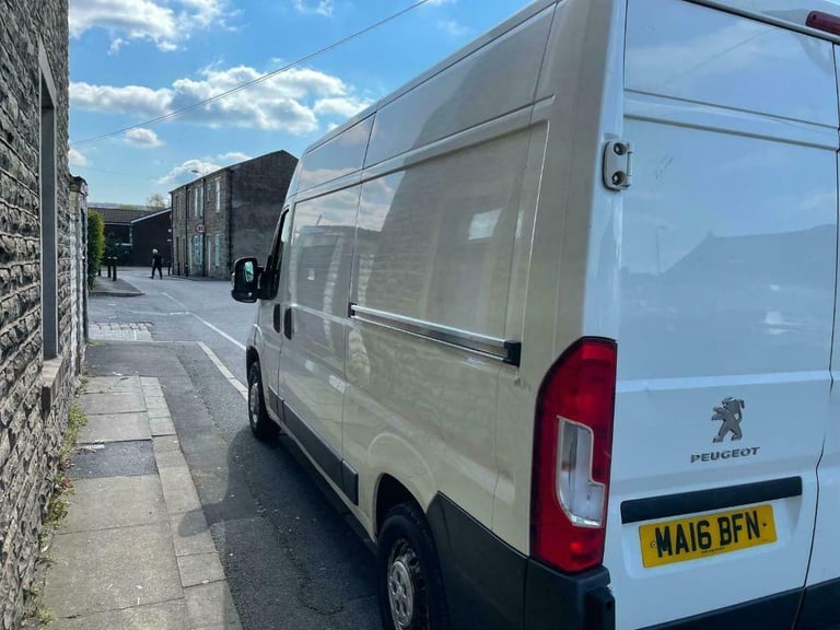2016 Peugeot Boxer 2.2 HDi H2 Professional Van 130ps PANEL VAN Diesel Manual