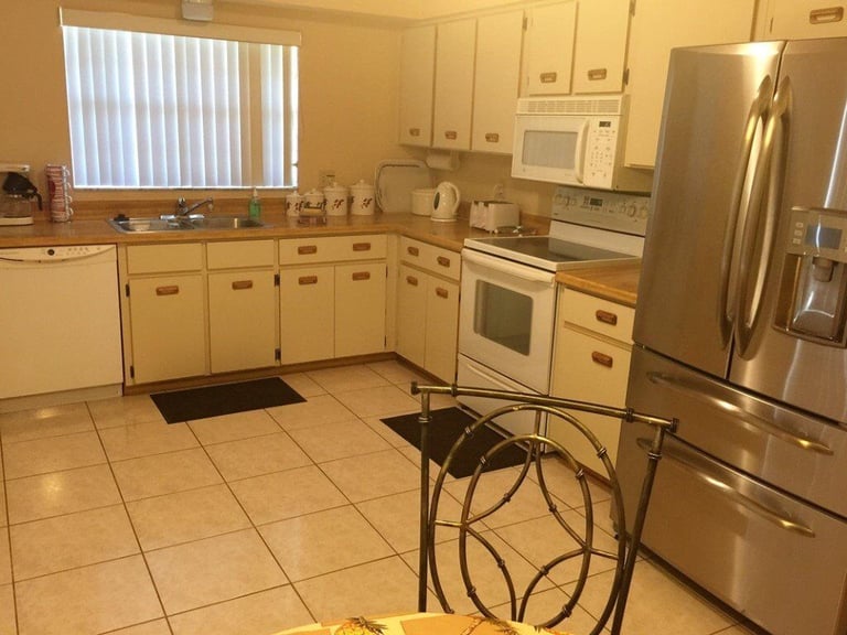 4 bed indian ridge villa £655 p/w all year