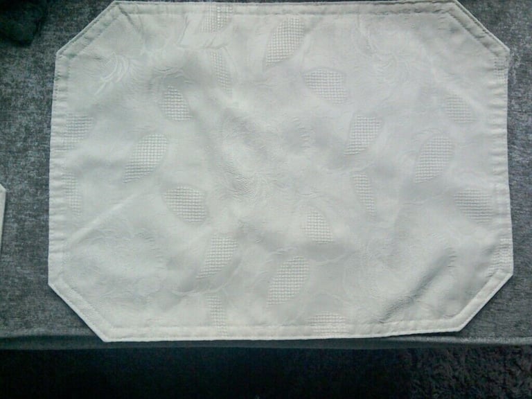 4 large cream self flower pattern  fabric table place mats 