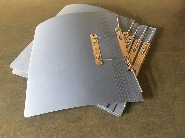 	10 Eastlight Jiffex blue files: 6 x A4 (unused) & 4 x foolscap pocket (used). Can post. £4 ovno lot