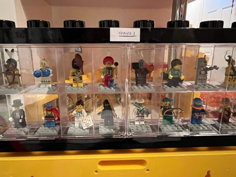 Lego Mini-Figures Series 1 