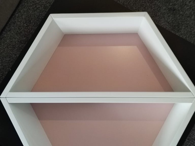 Modern Hexagon 2 Shelf Wall Unit H40cm - Pink & White 