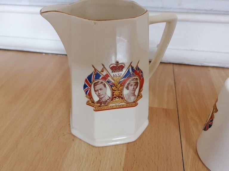 Royal Memorabilia Lot : KING GEORGE VI 1937 Coronation Commemorative Ceramics ( 4 items)