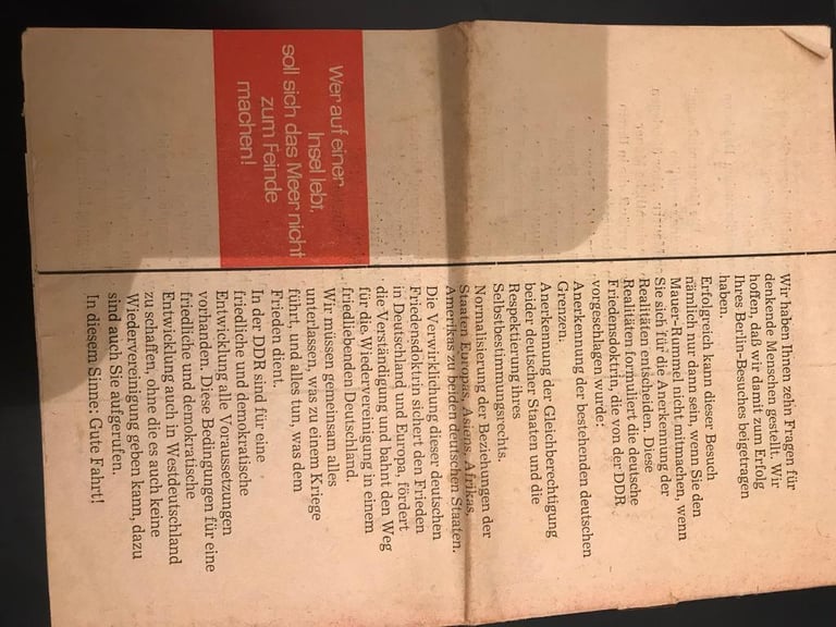 1965 Berlin Wall Leaflet And Photograph