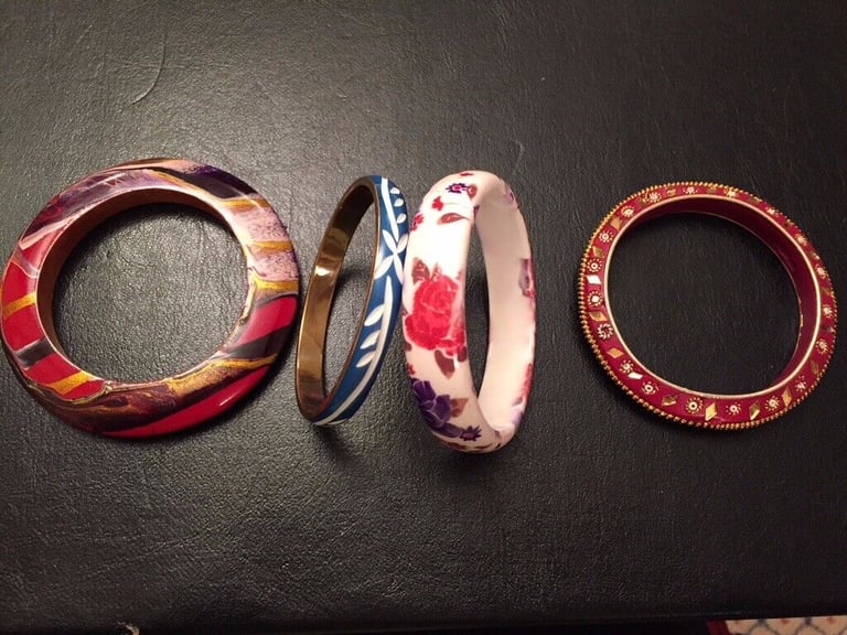 image for 4 x bracelets, new, diameter 6.8cm 