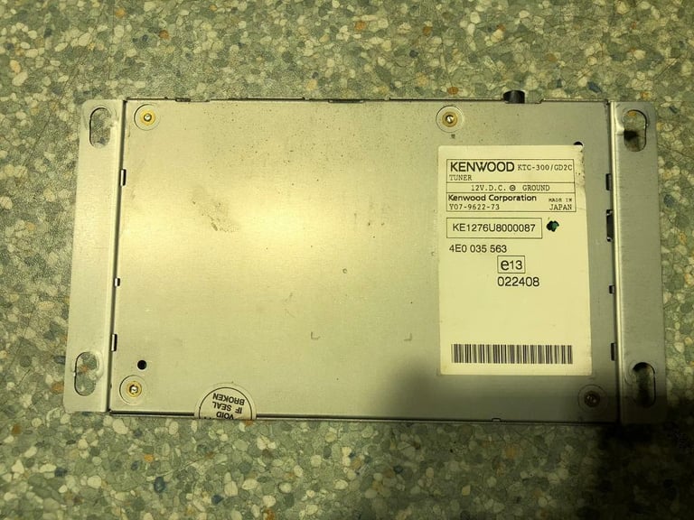 AUDI DIGITAL RADIO DAB CONTROL UNIT MODULE 4E0035563