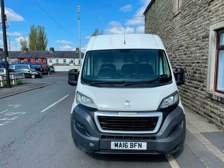 2016 Peugeot Boxer 2.2 HDi H2 Professional Van 130ps PANEL VAN Diesel Manual