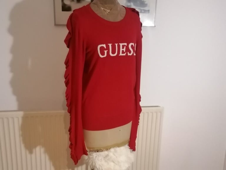  Designer GUESS Unusual Stylish Jumper. Ladies. Size : M