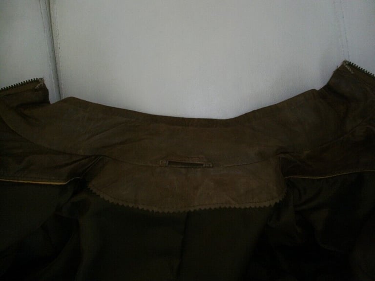 Gorgeous Austin Reed Real soft Leather Jacket Size 12 Like-New
