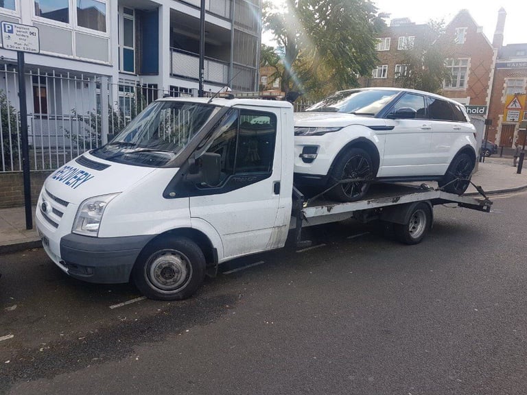Cheap Car Bike Breakdown Recovery Tow Truck Service Auction Vehicle Jump Start 24/7  In South London