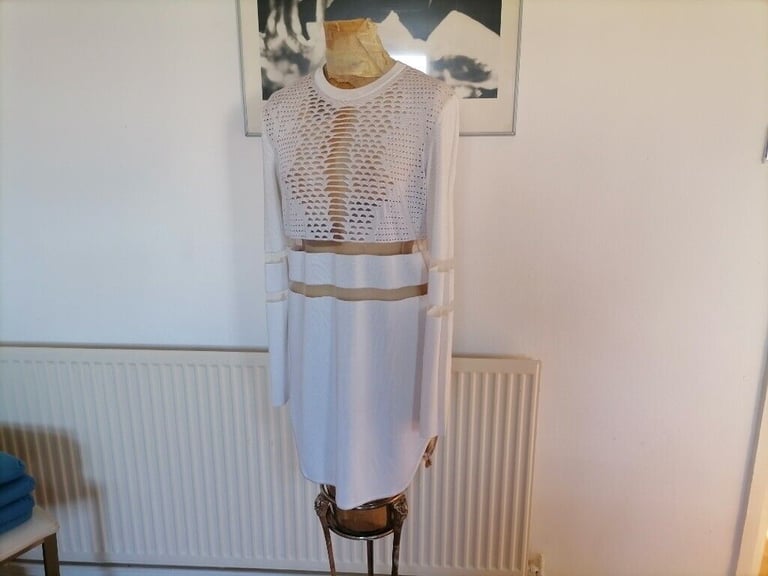 ALEXANDER WANG Limited Edition H&M Perforated / Mesh Mini Dress. Long Sleeve. White. Size : S 