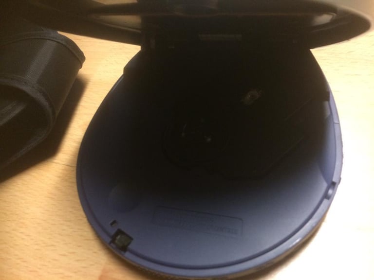Retro CD Player and Holder in Case 