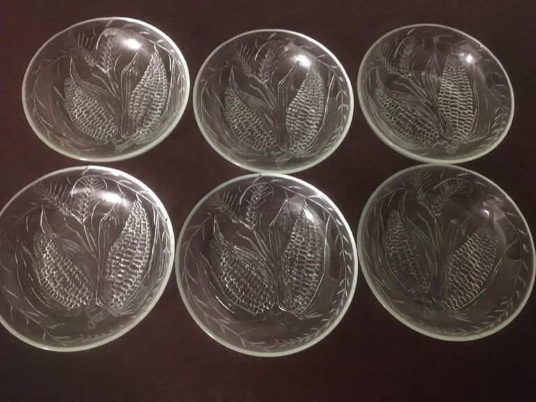 SIX SMALL PLATES FOR SNACK .