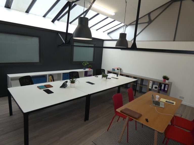 Private Offices / Studios, Haggerston E8, 3 available from £750 monthly, Flexi Lease