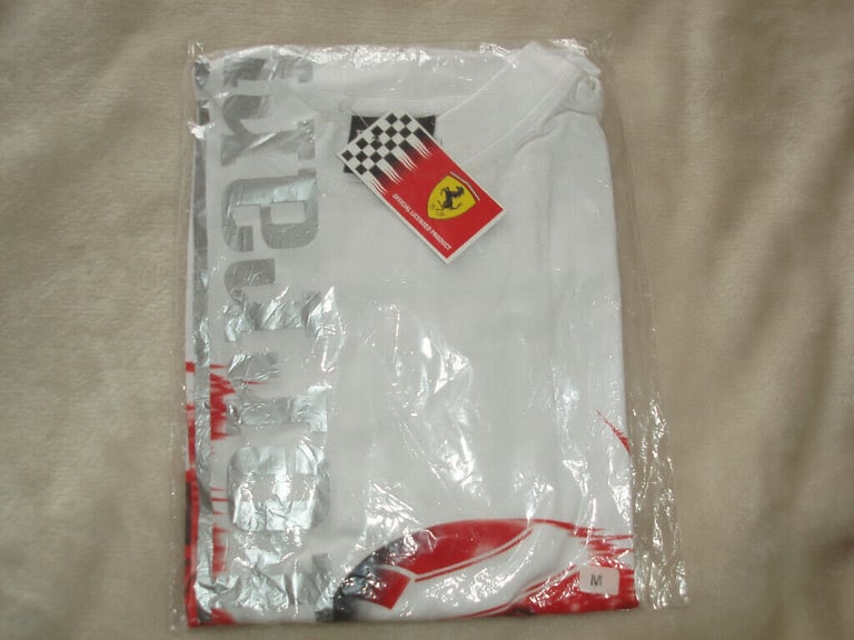 ferrari tee shirt medium 
