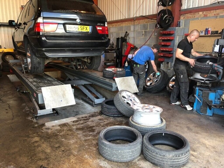 245/45/19. 255/50/19 Tyres On Sale, Top Quality Part Worn Bridgestone etc 245/40/275/35/55/18.17.20