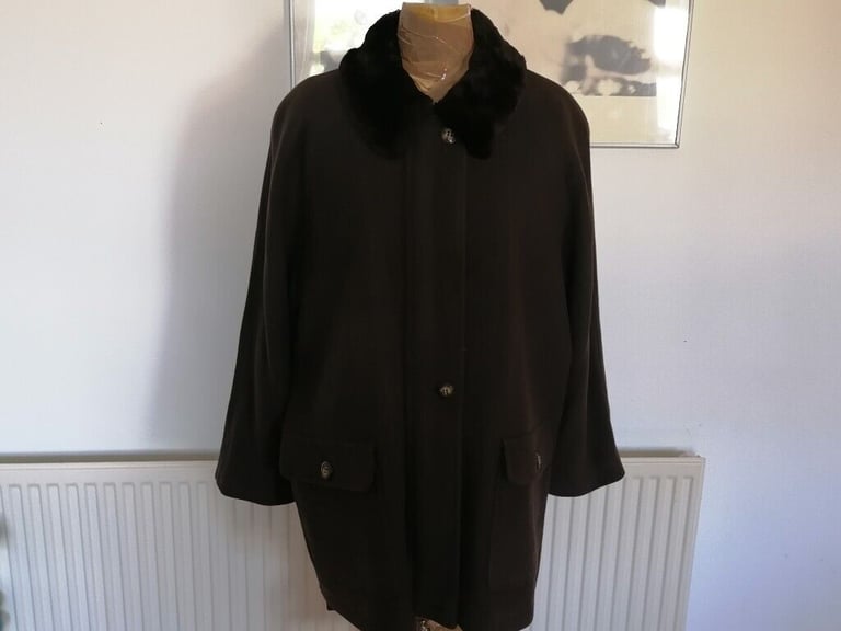 Vintage Designer JACQUES VERT Wool & Cashmere Oversized Jacket . Ex Cond. Ladies. Size : M