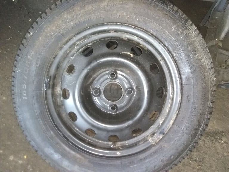 NEW OLD STOCK 14 INCH STEEL WHEELS AND GOOD YEAR TYRES 100MM PCD MG3 ROVER 200 25 400 45