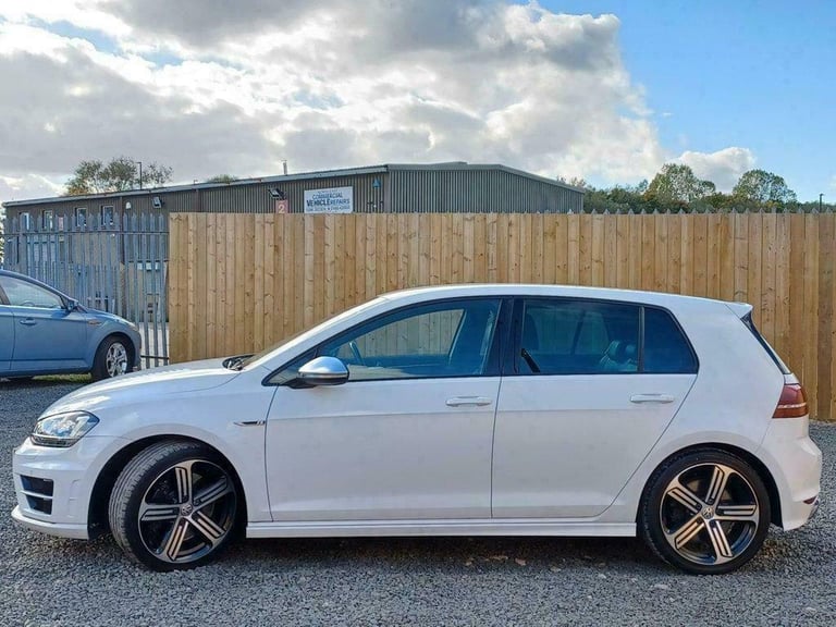 2016 16 VOLKSWAGEN GOLF 2.0 R DSG 5D 298 BHP
