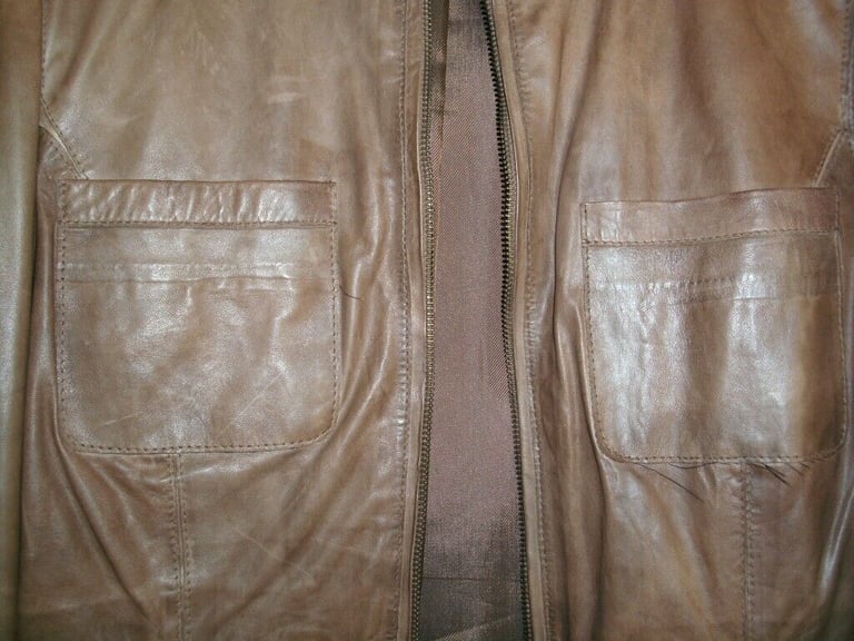 Gorgeous Austin Reed Real soft Leather Jacket Size 12 Like-New