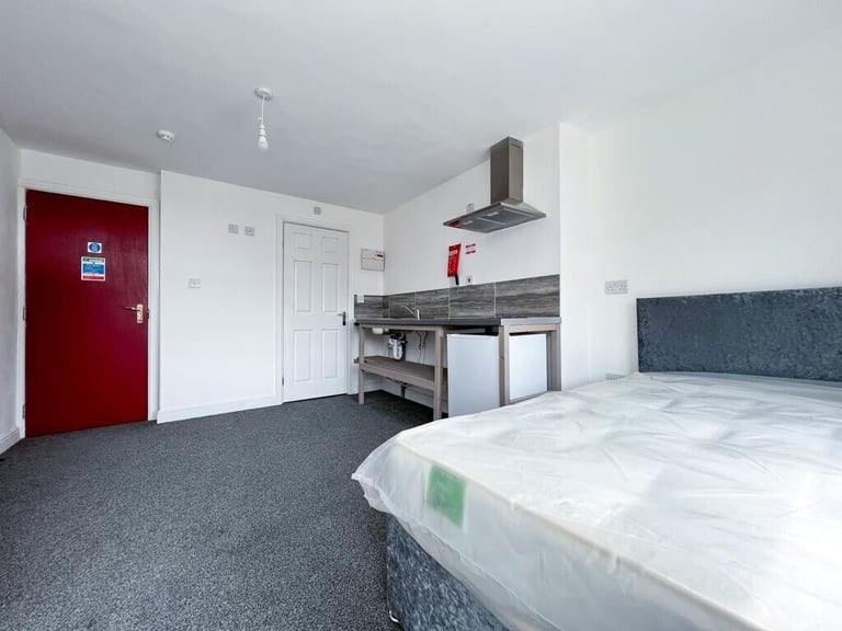 Brand new Studio Flats 2024/2025 with all Bills included - Albany - From £125 per month